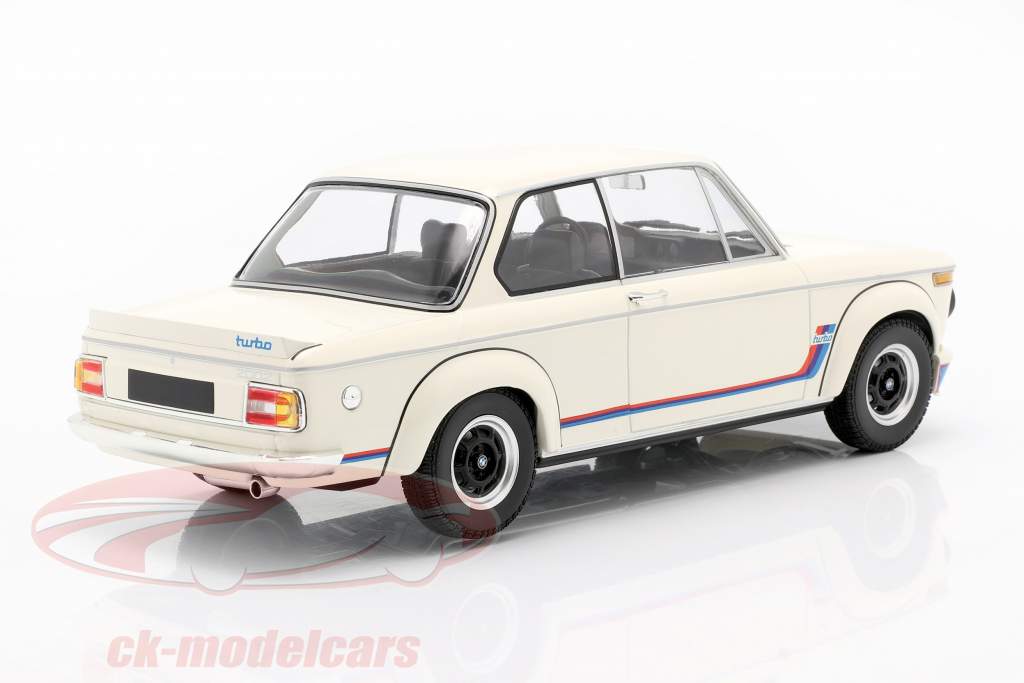 BMW 2002 Turbo (E20) Bouwjaar 1973 wit 1:18 Minichamps