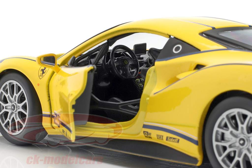 Ferrari 488 Challenge #25 yellow 1:24 Bburago