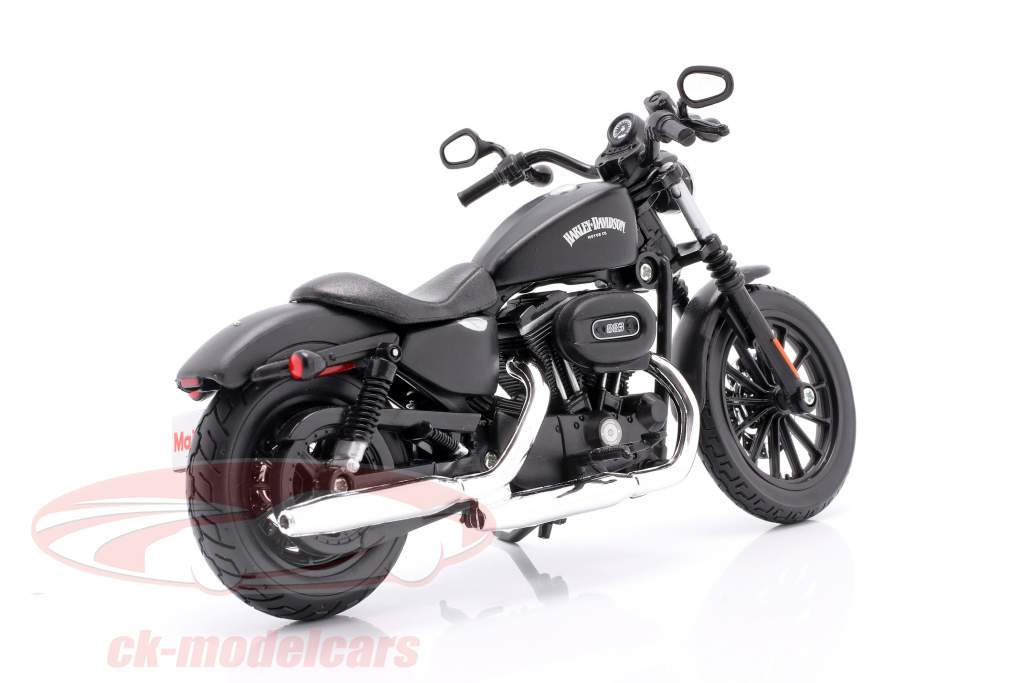 Harley Davidson Sportster Iron 883 year 2014 black 1:12 Maisto