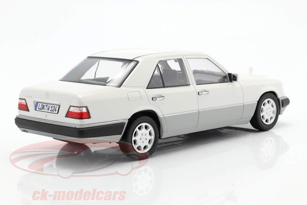 Mercedes-Benz Classe E (W124) Ano de construção 1989 ártico branco 1:18 iScale