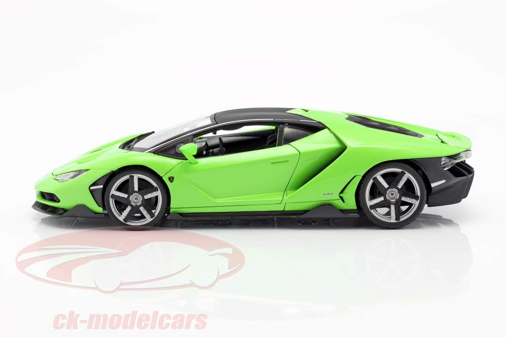Lamborghini Centenario LP770-4 year 2016 green 1:18 Maisto