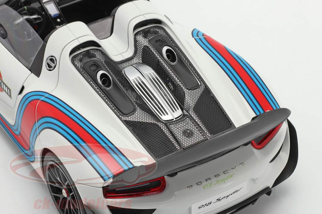 Porsche 918 Spyder Weissach Package Martini 建造年份 2013 白 1:18 AUTOart