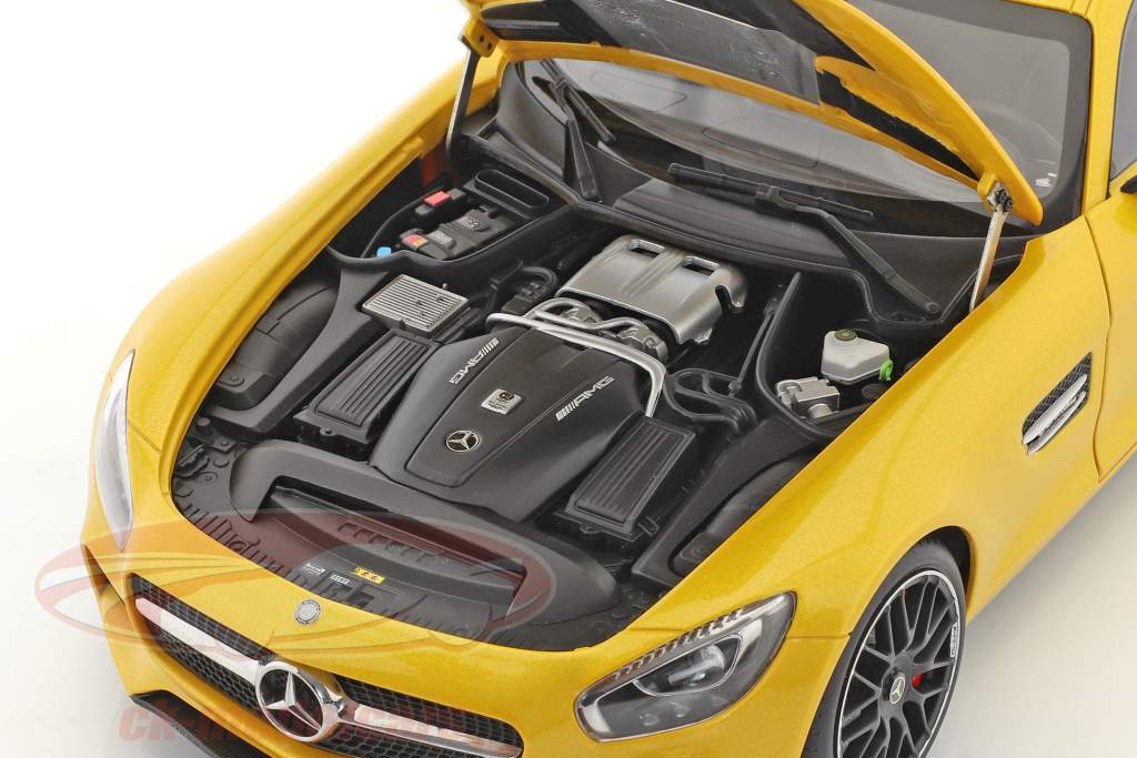 Mercedes-Benz AMG GTS año de construcción 2015 amarillo 1:18 AUTOart
