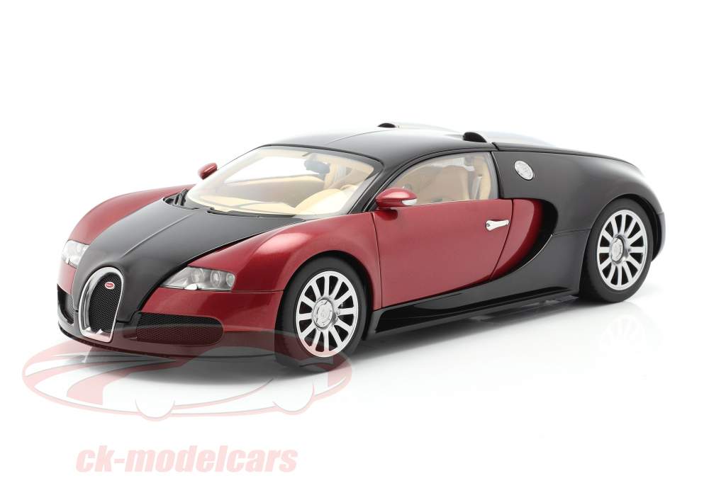 Bugatti EB 16.4 Veyron year 2006 black / dark red 1:18 AUTOart