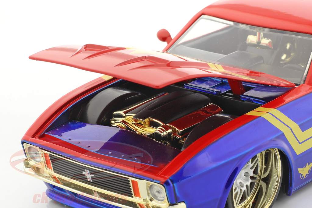 Ford Mustang Mach 1 1973 Con Avengers figura Captain Marvel 1:24 Jada Toys