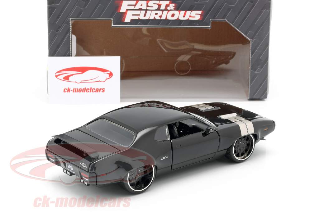 Dom's Plymouth GTX Fast and Furious 8 2017 zwart 1:24 Jada Toys