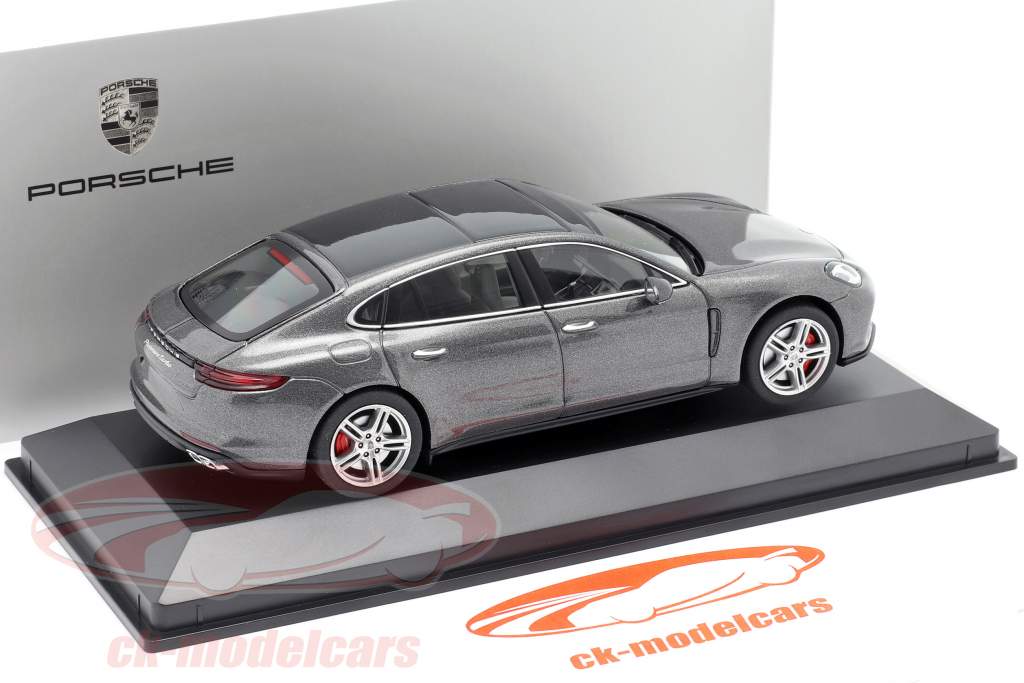 Porsche Panamera Turbo (2. Gen.) Executive agate gray metallic 1:43 Herpa