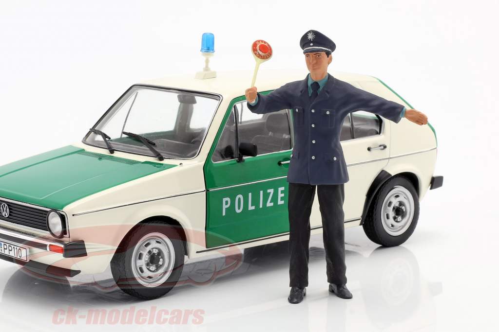 Policeman Figure 1:18 FigurenManufaktur