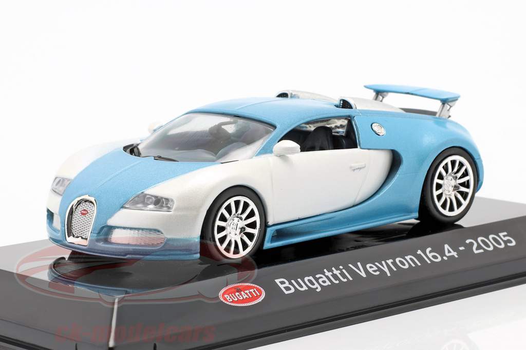 Bugatti Veyron 16.4 year 2005 mat white / light blue 1:43 Altaya