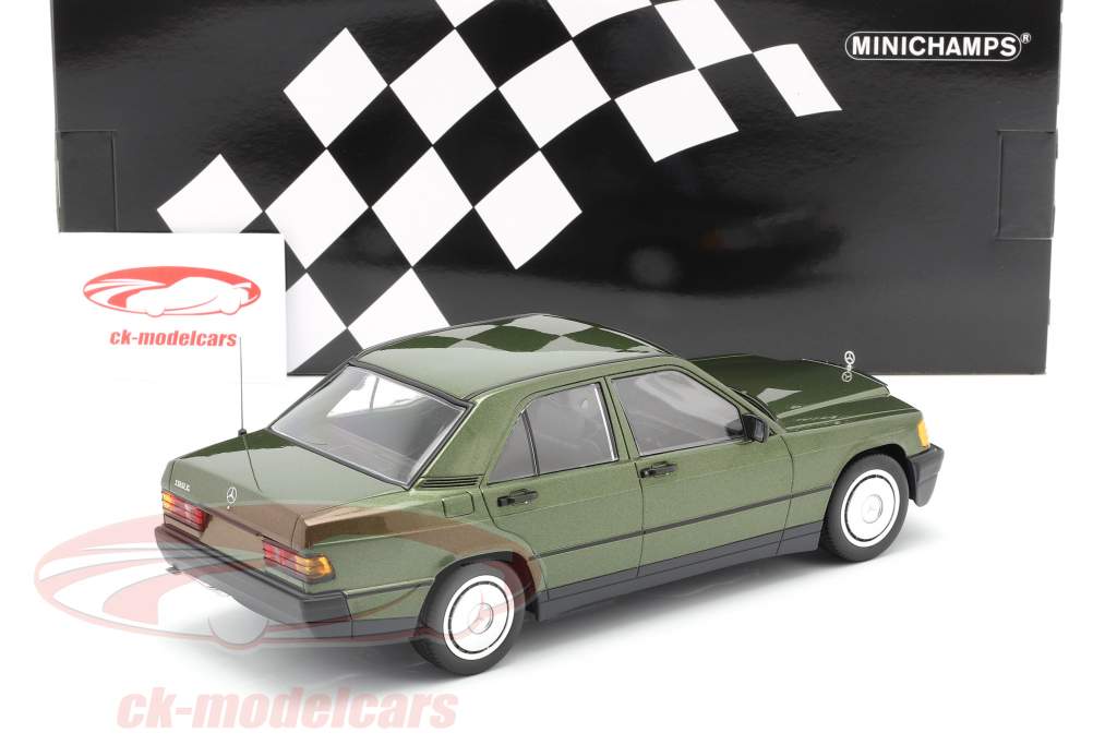 Mercedes-Benz 190E (W201) Anno di costruzione 1982 verde metallico 1:18 Minichamps