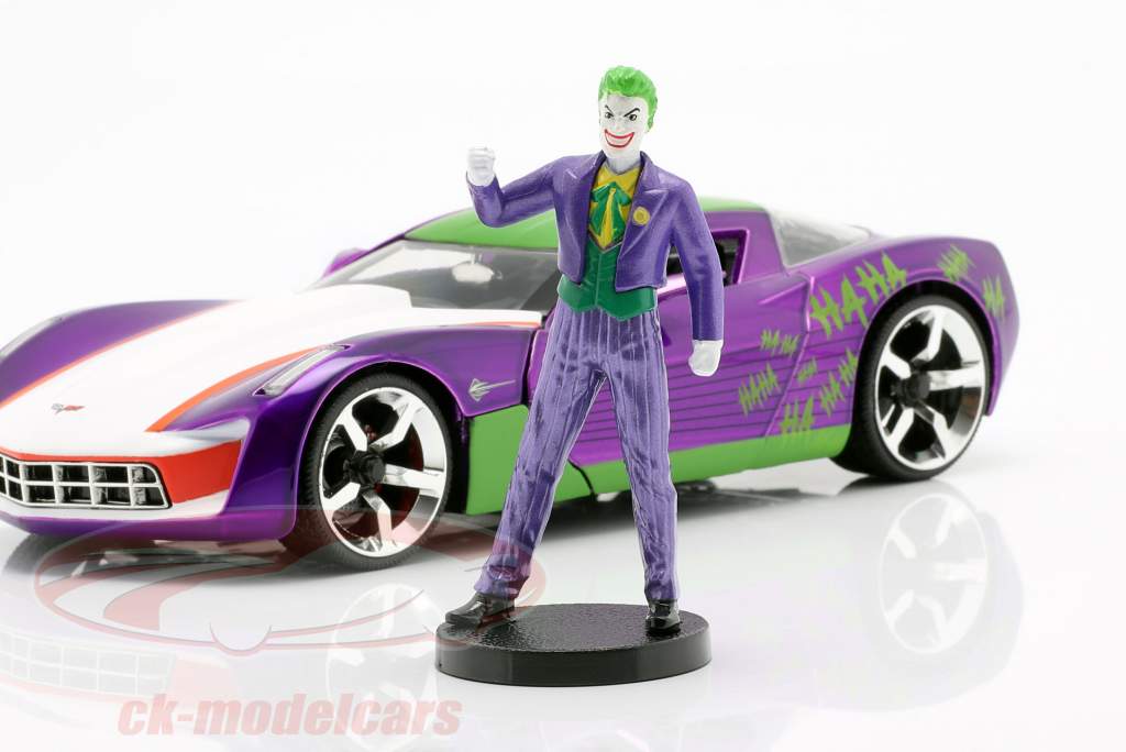 Chevrolet Corvette Stingray 2009 Con figura The Joker DC Comics 1:24 Jada Toys