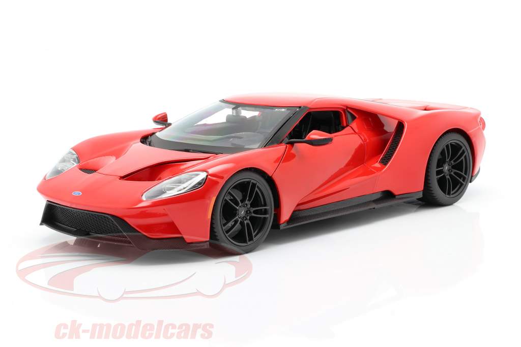 Ford GT year 2017 red 1:18 Maisto
