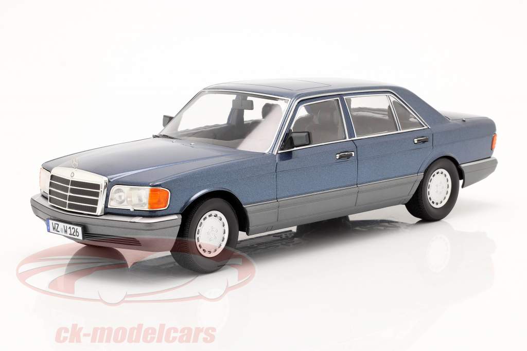 Mercedes-Benz 560 SEL Clase S (W126) 1985 azul náutico metálico 1:18 iScale