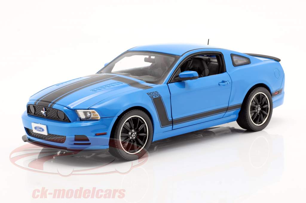 Ford Mustang Boss 302 Ano 2013 azul / preto 1:18 ShelbyCollectibles