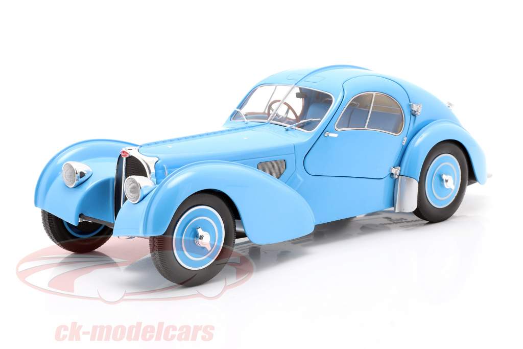 Bugatti Type 57 SC Atlantic year 1938 light blue 1:18 Solido