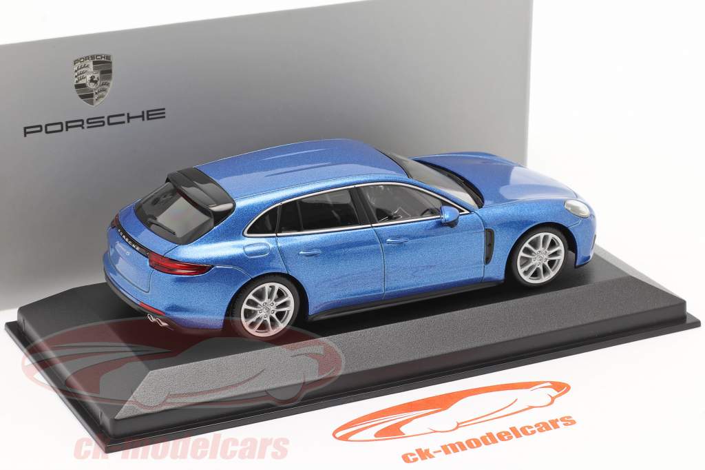Porsche Panamera 4S Diesel blauw metalen 1:43 Minichamps