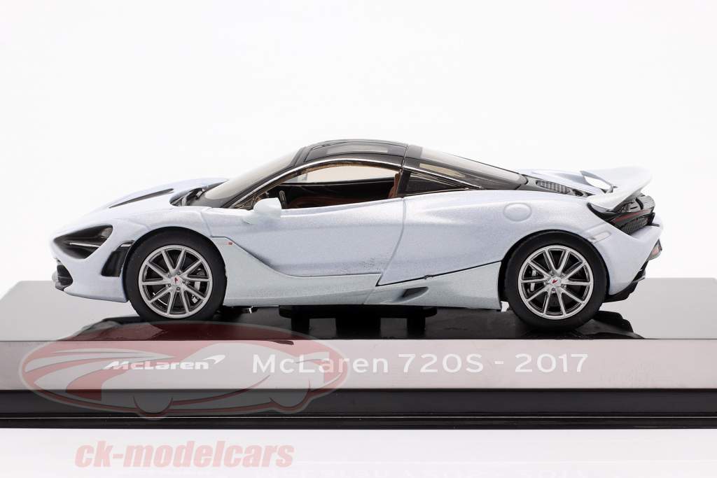 McLaren 720S 建設年 2017 氷 青い 1:43 Altaya