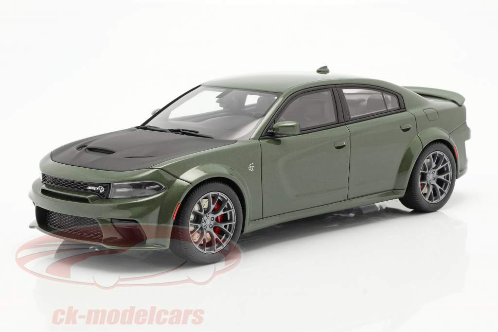 Dodge Charger SRT Hellcat Widebody Bouwjaar 2020 groen metalen 1:18 GT-Spirit
