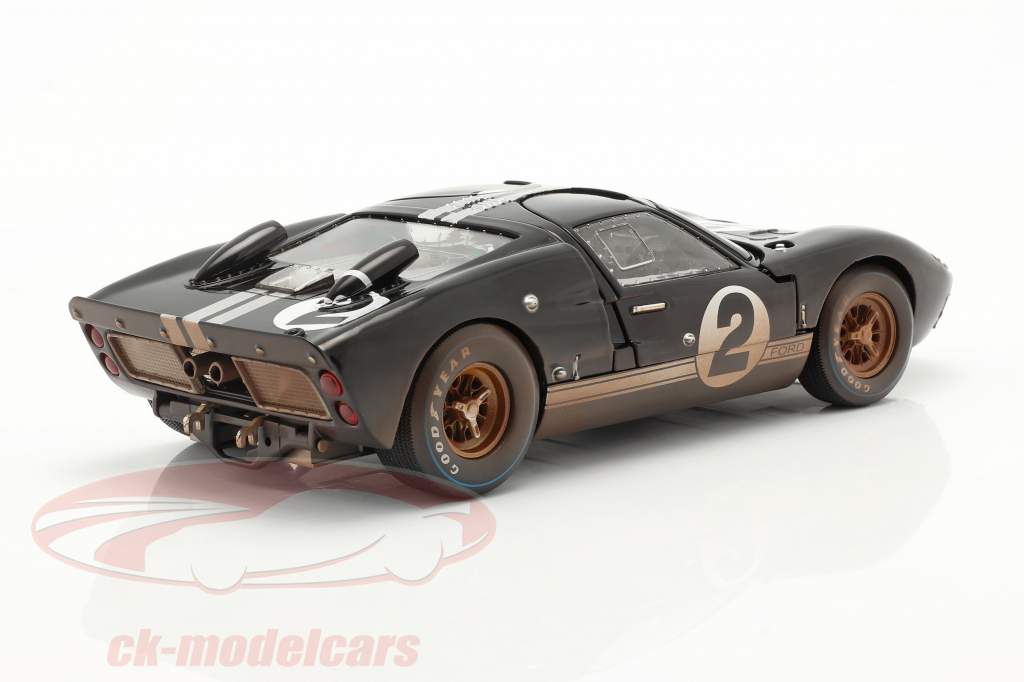 Ford GT40 MK II #2 Winner 24h LeMans 1966 Dirty Version 1:18 ShelbyCollectibles