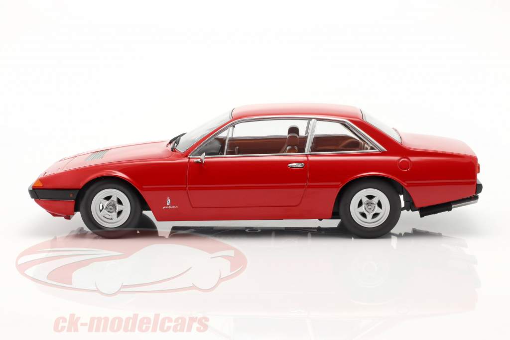 Ferrari 365 GT4 2+2 Ano de construção 1972 vermelho 1:18 KK-Scale