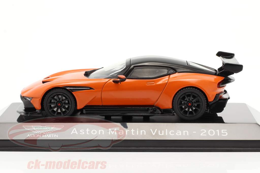Aston Martin Vulcan år 2015 orange / sort 1:43 Altaya