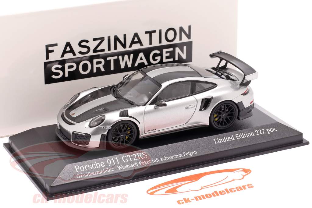 Porsche 911 (991 II) GT2 RS Weissach Package 2018 GT argent 1:43 Minichamps