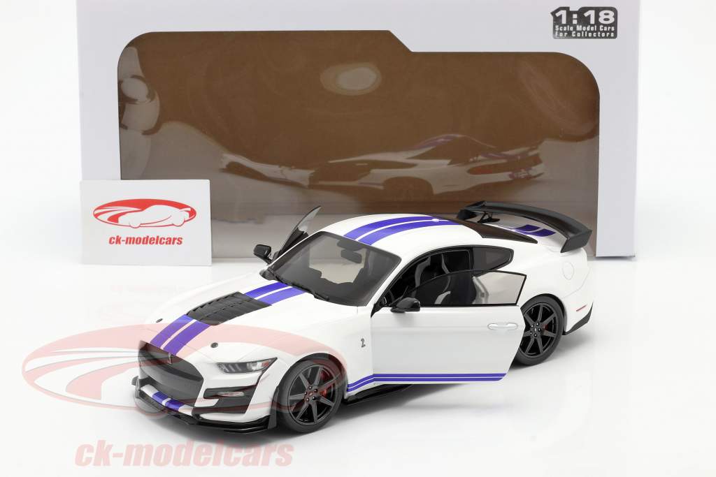 wallpapers How Fast Is A Ford Mustang Gt500 ford mustang shelby gt500 fast track year 2020 white 1 18 solido