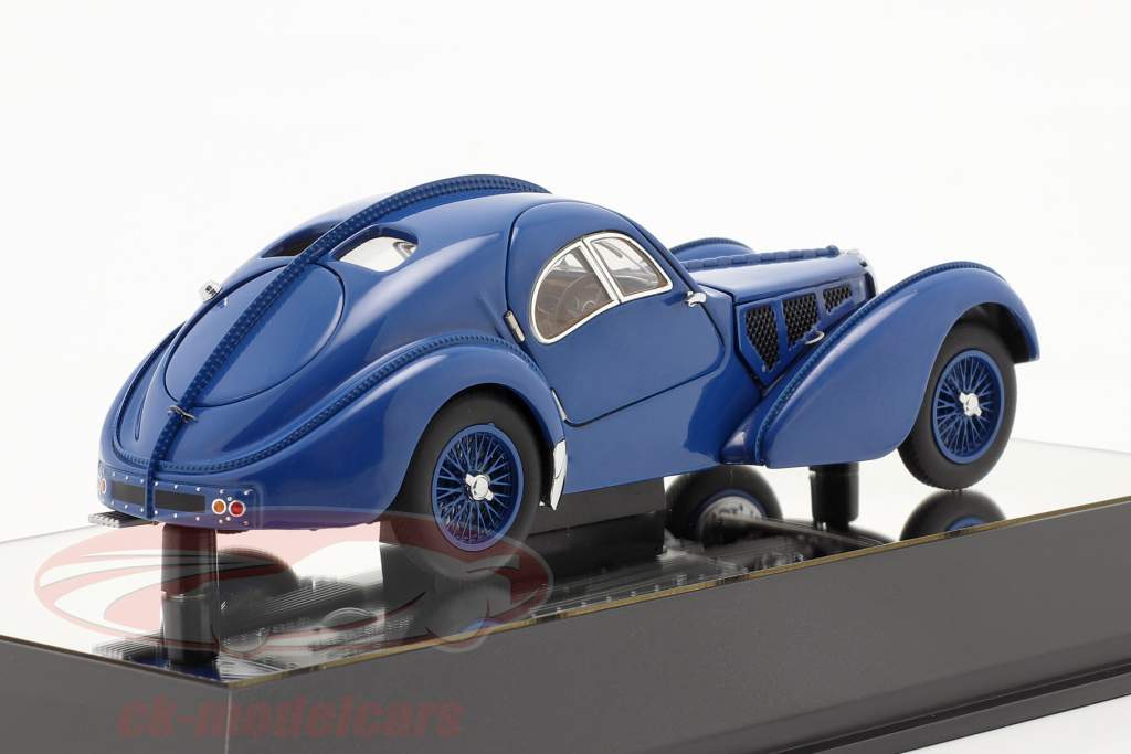 Bugatti Type 57SC Atlantic Baujahr 1938 blau 1:43 AUTOart