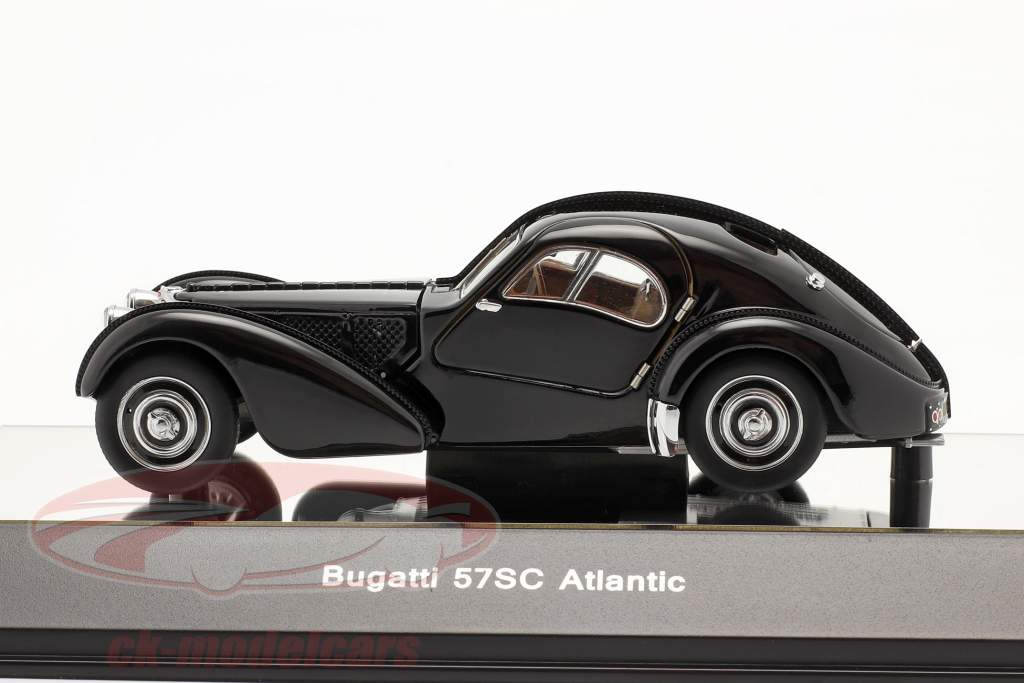 Bugatti 57S Atlantic Bouwjaar 1938 zwart 1:43 AUTOart