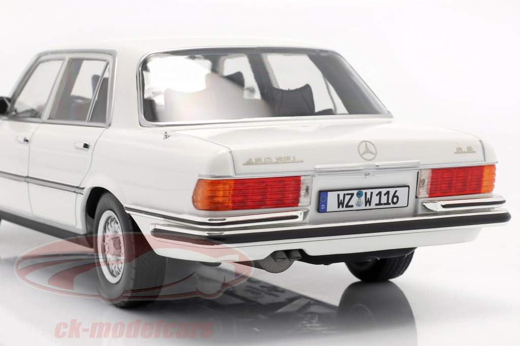 Mercedes-Benz Classe S 450 SEL 6.9 (W116) 1975-1980 blanc 1:18 iScale