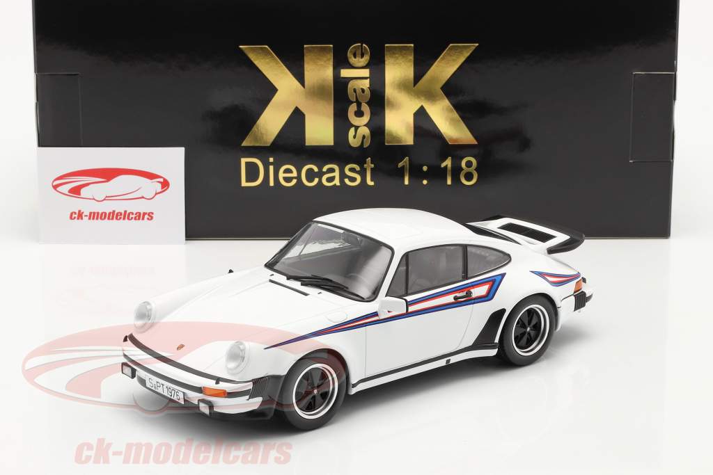 Porsche 911 (930) Turbo 3.0 Baujahr 1976 weiß Martini Design 1:18 KK-Scale
