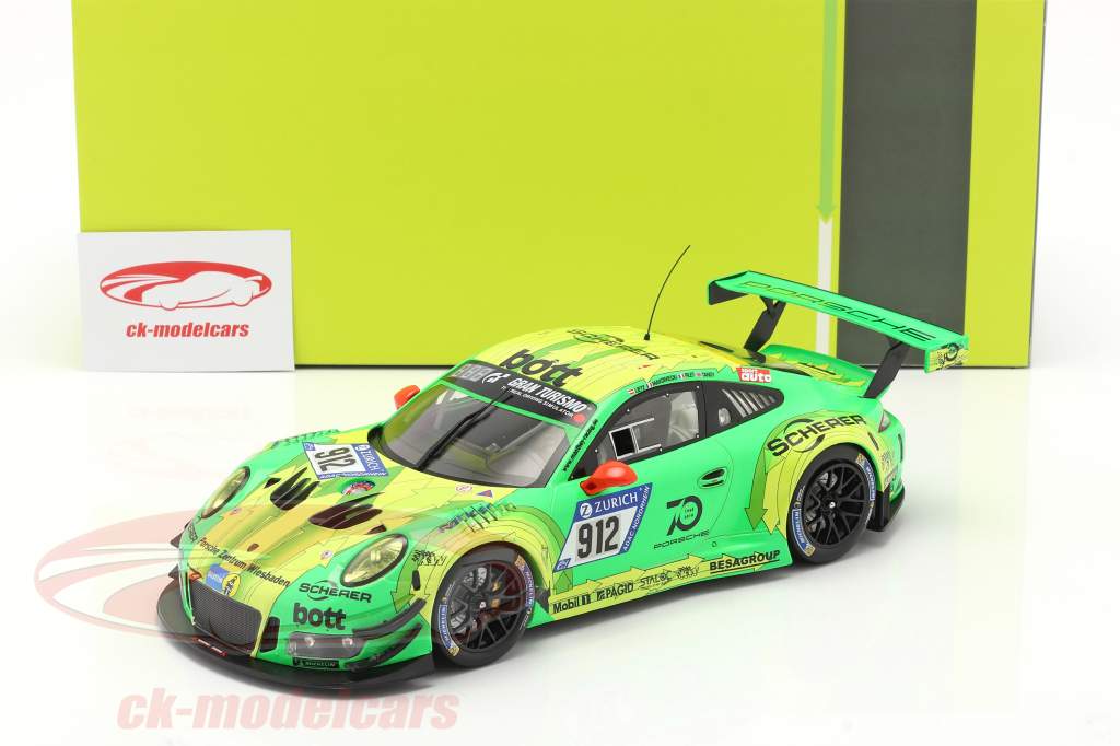 Porsche 911 (991) GT3 R #912 勝者 24h Nürburgring 2018 Manthey Grello 1:18 Ixo