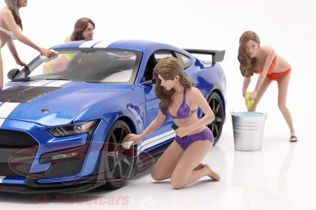 Bikini Car Wash Girl Alisa chiffre 1:18 American Diorama