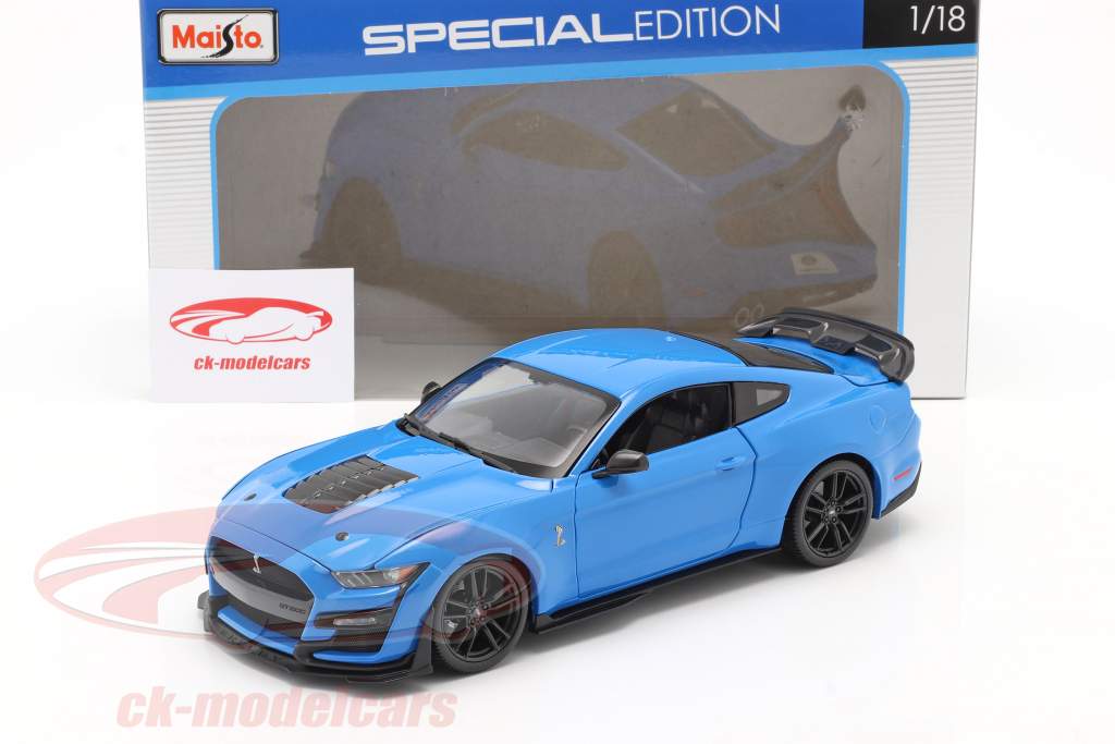 Ford Mustang Shelby GT500 year 2020 blue 1:18 Maisto