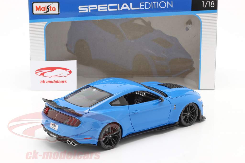 Ford Mustang Shelby GT500 Bouwjaar 2020 blauw 1:18 Maisto