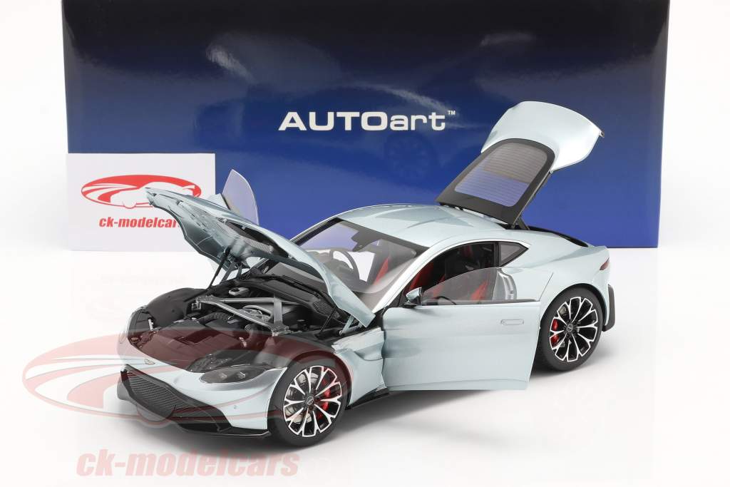 Aston Martin Vantage Anno di costruzione 2019 skyfall argento 1:18 AUTOart