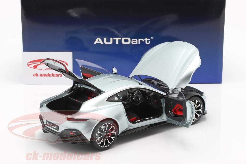 Aston Martin Vantage Ano de construção 2019 skyfall prata 1:18 AUTOart