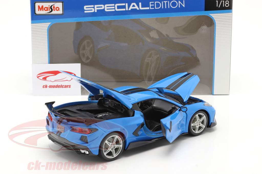 Maisto 1:18 Chevrolet Corvette Stingray Coupe 建設年 2020 青 / 黒 