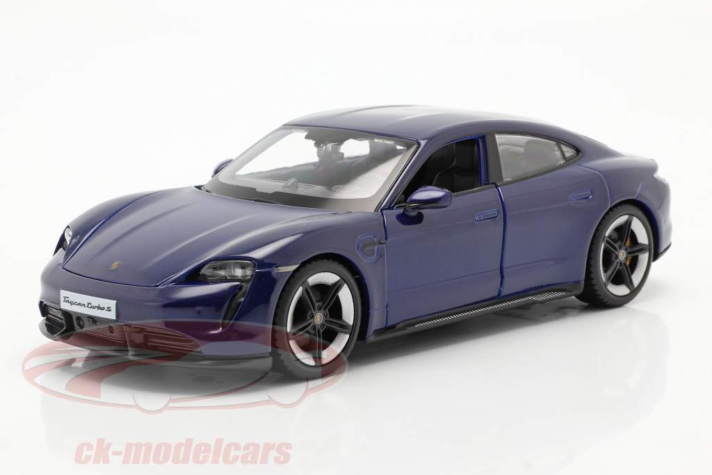 Porsche Taycan Turbo S темно-синий 1:24 Bburago
