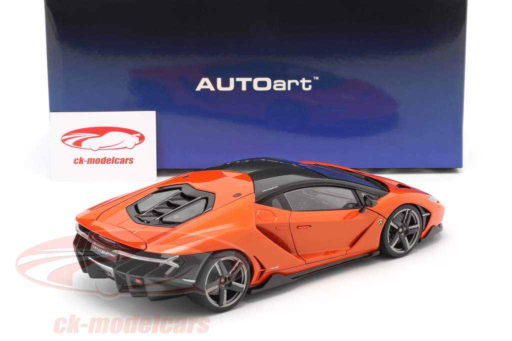 Lamborghini Centenario Baujahr 2016 perl orange 1:18 AUTOart