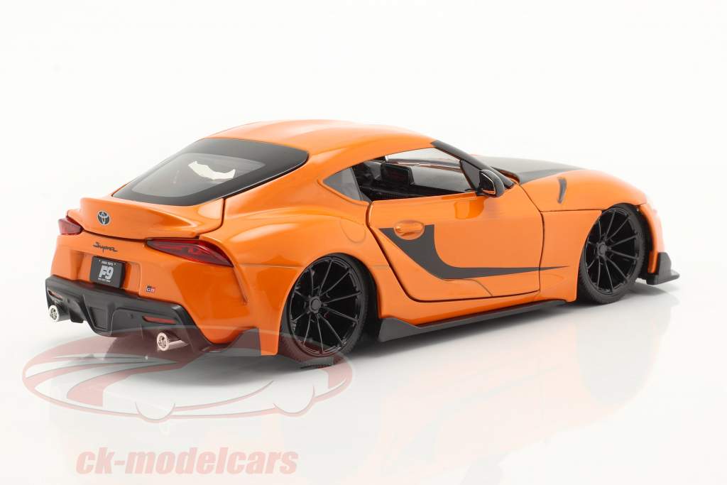 Han's Toyota GR Supra Fast & Furious 9 (2021) naranja / negro 1:24 Jada Toys