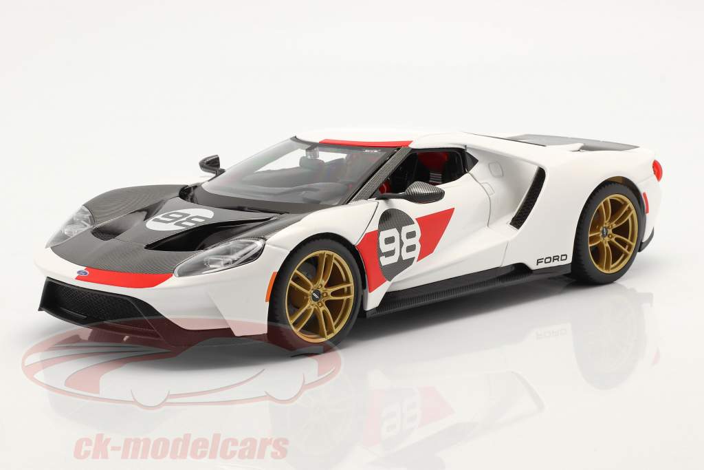 Ford GT #98 Heritage Edition 2021 weiß / rot / carbon 1:18 Maisto