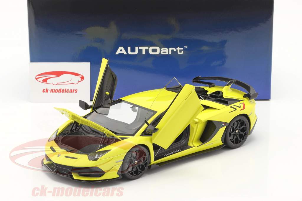 Lamborghini Aventador SVJ Año de construcción 2019 amarillo 1:18 AUTOart