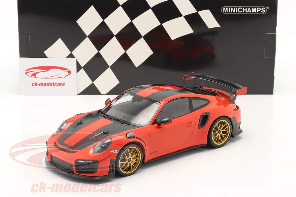Porsche 911 (991 II) GT2 RS Weissach Package 2018 апельсин / золотой диски 1:18 Minichamps