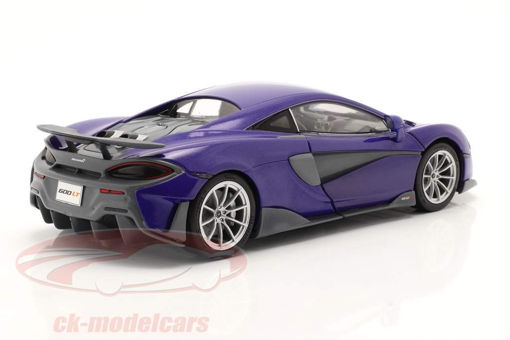 McLaren 600LT Coupe Año de construcción 2018 púrpura metálico 1:18 Solido