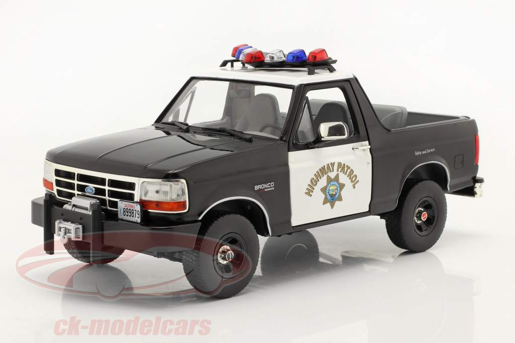 Ford Bronco California Highway Patrol 1995 negro / blanco 1:18 Greenlight