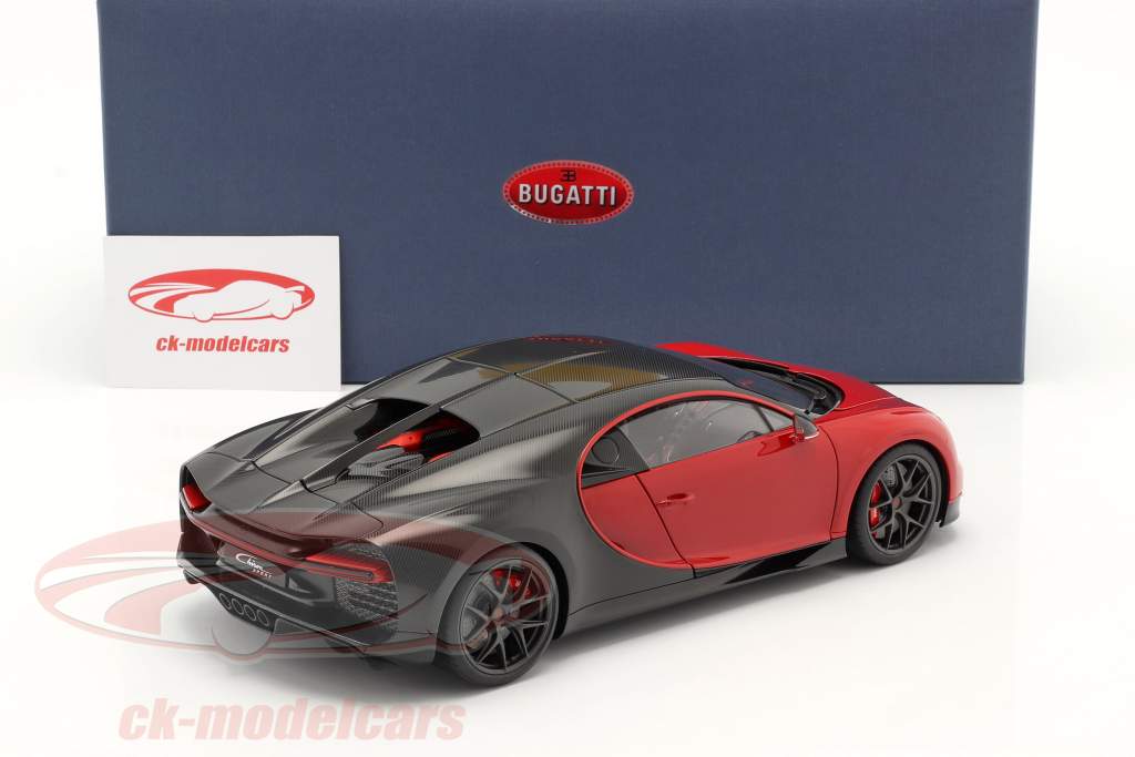 Bugatti Chiron Sport Baujahr 2019 italienrot / carbon 1:18 AUTOart