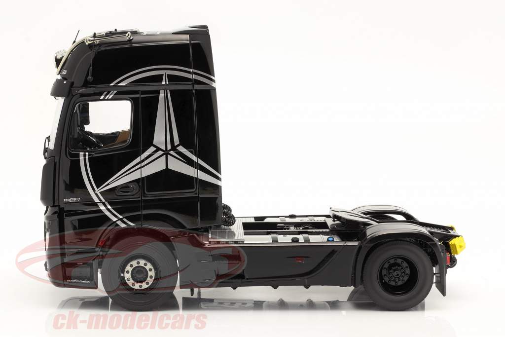 Mercedes-Benz Actros Gigaspace 4x2 SZM negro con Mercedes diseño 1:18 NZG