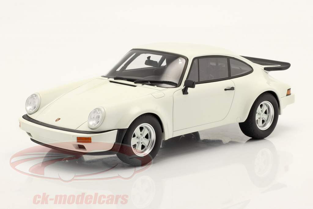 Porsche 911 (930) SC RS Coupe 建设年份 1984 白色的 1:18 GT-SPIRIT
