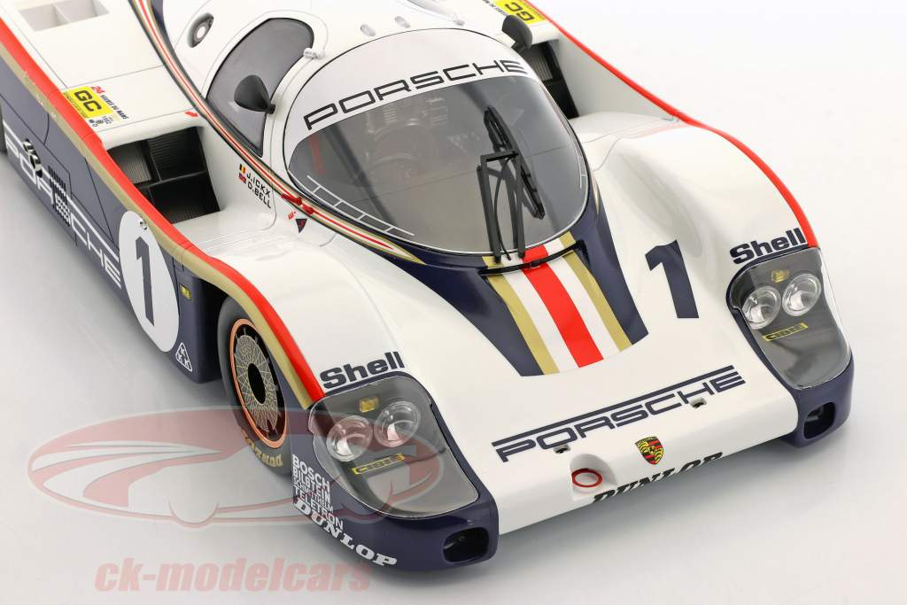 Porsche 956 LH #1 vencedora 24h LeMans 1982 Ickx, Bell 1:12 CMR